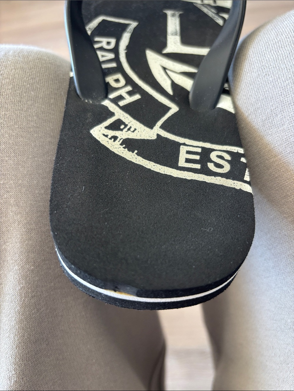 Ralph Lauren Black Flip Flop Sandals with Logo Medallion - Picture 8 of 8